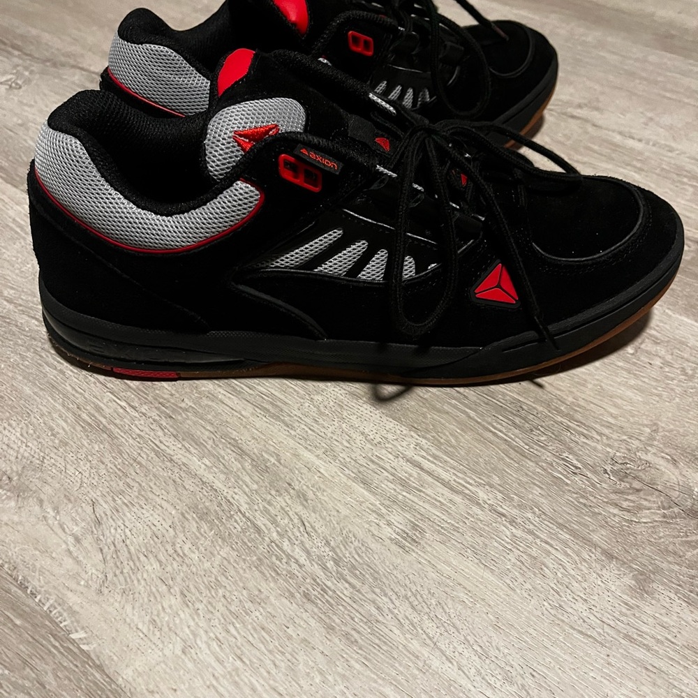 New (No Box) Axion Complex Low Size 12 - image 6